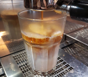 Iced Flat White Kaffee