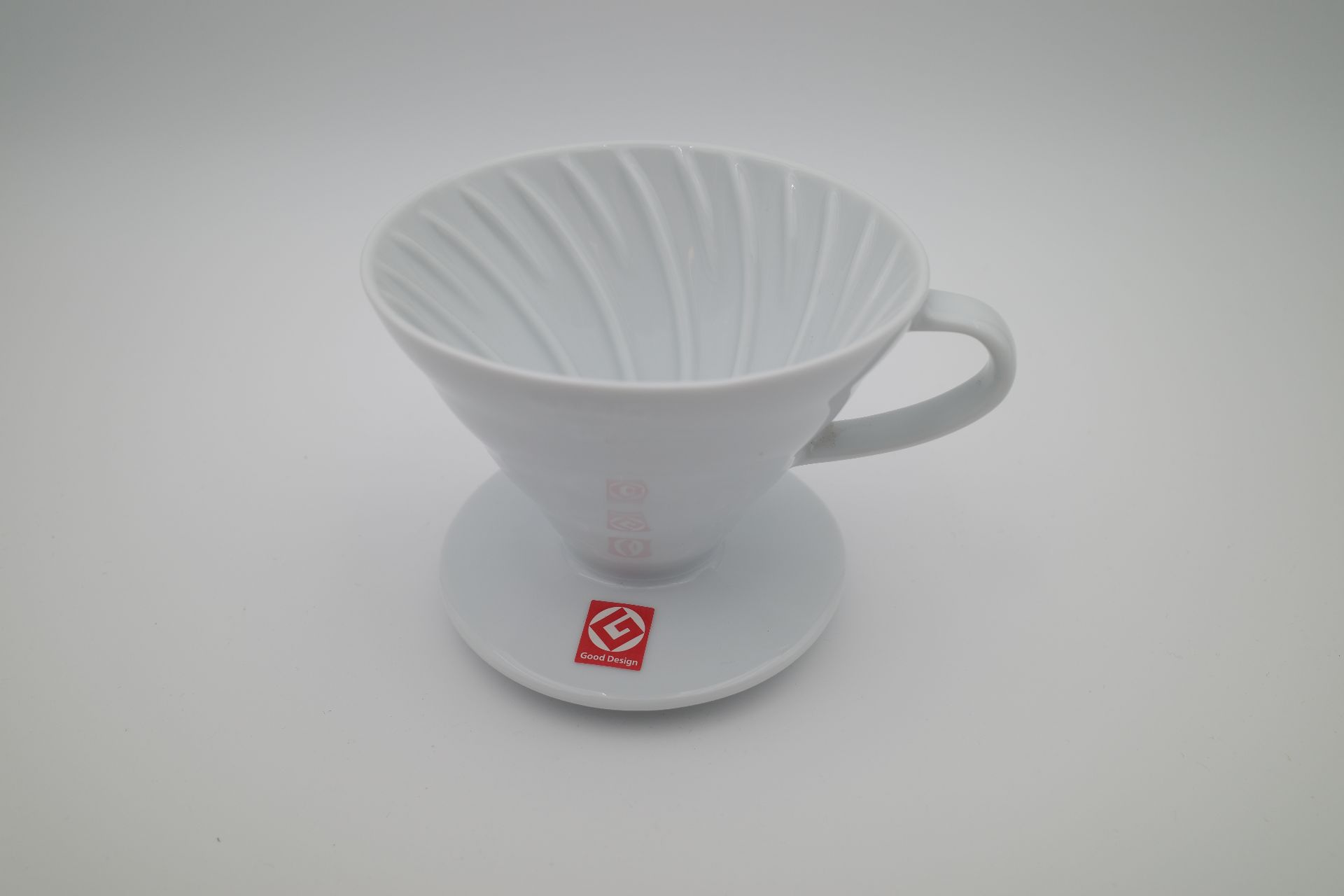 Kaffeefilter Handfilter V60 aus Porzellan weiß von HARIO 